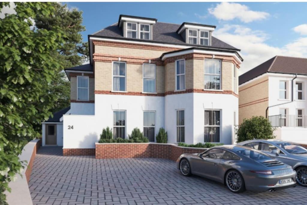 Bright, Vibrant New 1 Bedroom Town Centre Parking Bournemouth Bagian luar foto